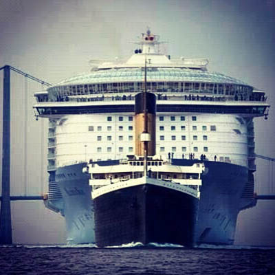 Titanic a confronto con Oasis of the Seas